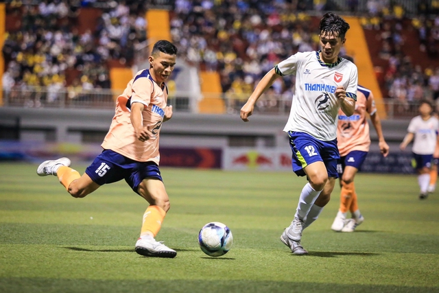 ĐH Duy Tân 2-0 Trường ĐH Khoa học Huế: Chiến thắng đầy bất ngờ- Ảnh 1.