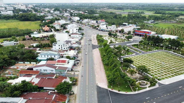 Tuyến đường đến núi Bà Đen sắp được mở rộng lên 6 làn xe- Ảnh 2.