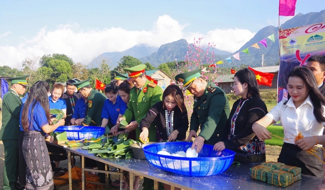 Biên phòng Quảng Trị mang mùa xuân đến cho dân bản- Ảnh 3.