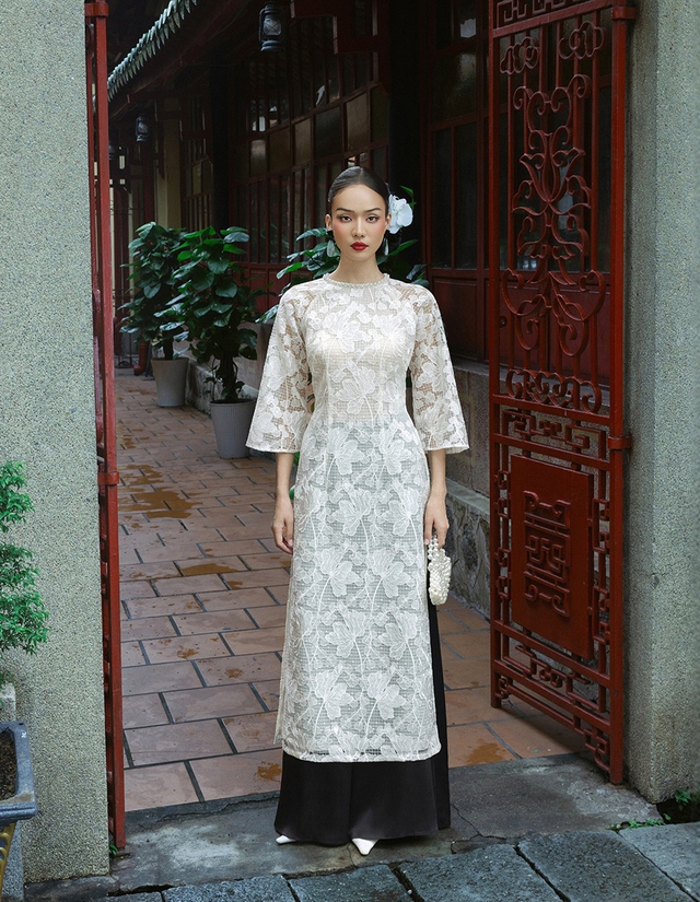 Lace ao dai, arrogant romance'causing fever' for Tet season 2025 - Photo 4.