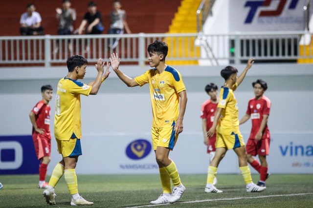 Trường ĐH Công nghệ TP.HCM 0-0 Trường ĐH Sài Gòn: Xác định chủ nhân vé play-off- Ảnh 1.