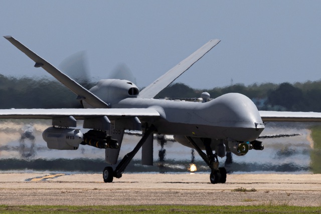 Mỹ đặt phi đội UAV uy lực trê…