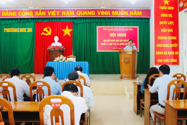 Đoàn ĐBQH tỉnh Lâm Đồng: Đưa ý kiến 'nóng' của cử tri đến nghị trường Quốc hội - Ảnh 2. Đoàn ĐBQH tỉnh Lâm Đồng: Đưa ý kiến 'nóng' của cử tri đến nghị trường Quốc hội - Ảnh 2.