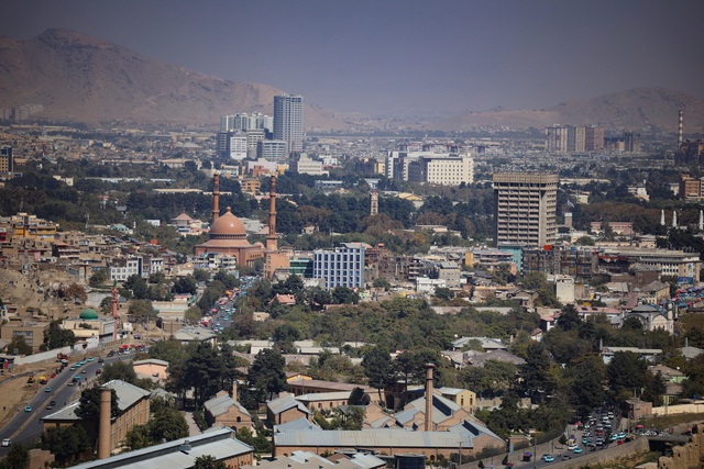 Mạng internet trên toàn Afghanistan bị sập, Taliban nói do đứt cáp - Ảnh 1.