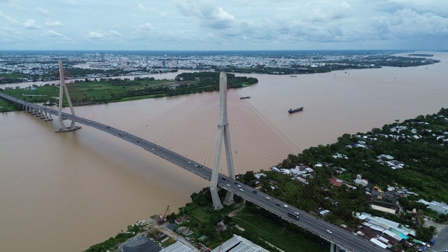 Xây dựng Vĩnh Long thành trung tâm kinh tế, năng lượng xanh của cả nước - Ảnh 2.