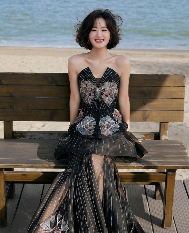 Dương Mịch khiến Triệu Lệ Dĩnh 'thua thảm' nhờ EQ đỉnh cao - Ảnh 2.