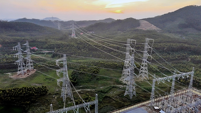 EVN đóng điện thành…
