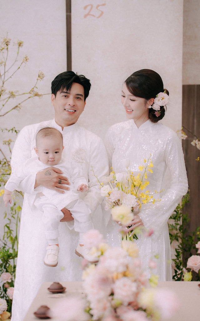 Hồ Quang Hiếu tiết lộ cuộc sống sau khi đám cưới với vợ người mẫu 1,8 m - Ảnh 2. Hồ Quang Hiếu tiết lộ cuộc sống sau khi đám cưới với vợ người mẫu 1,8 m - Ảnh 2.