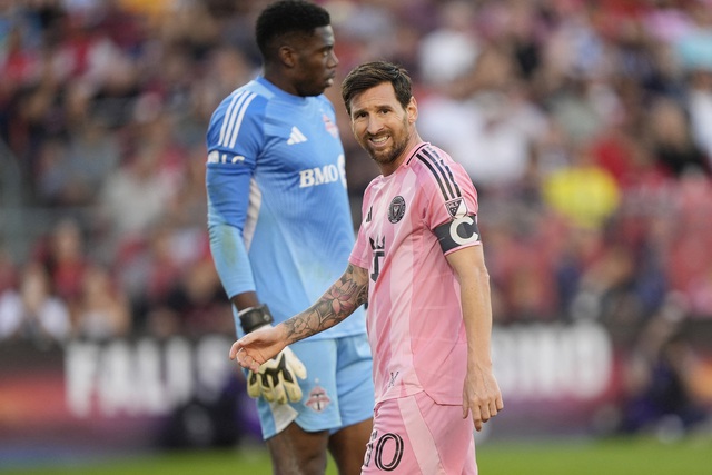 Messi chơi không tồi, Suarez lập cú đúp nhưng Inter Miami vẫn thất bại: Còn trông chờ vào MLS Cup- Ảnh 2. Messi chơi không tồi, Suarez lập cú đúp nhưng Inter Miami vẫn thất bại: Còn trông chờ vào MLS Cup- Ảnh 2.