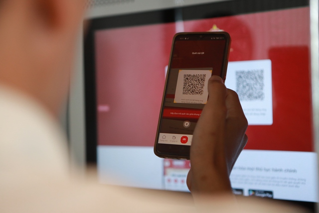 TP.HCM thí điểm 'Trạm công dân số": Người dân làm thủ tục hành chính tại nhà - Ảnh 5.