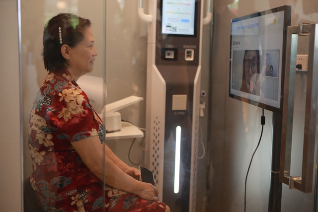 TP.HCM thí điểm 'Trạm công dân số": Người dân làm thủ tục hành chính tại nhà - Ảnh 6.