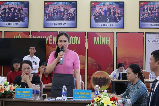 Dạy học ở miền núi, thách thức cao như… núi- Ảnh 9. Dạy học ở miền núi, thách thức cao như… núi- Ảnh 9.