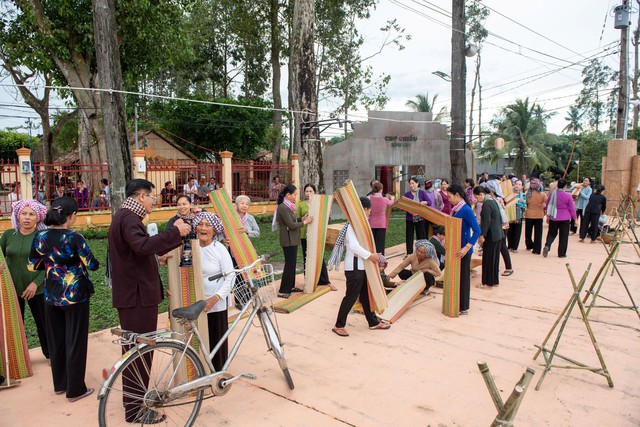 Đồng Tháp phát triển du lịch thành ngành kinh tế quan trọng  - Ảnh 3.