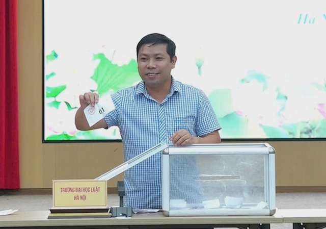 Bộ Tư pháp xác minh tài sản 7 cán bộ- Ảnh 1. Bộ Tư pháp xác minh tài sản 7 cán bộ- Ảnh 1.