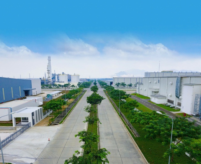 Doanh nghiệp đầu tiên đăng ký chứng nhận khu công nghiệp sinh thái - Ảnh 3.