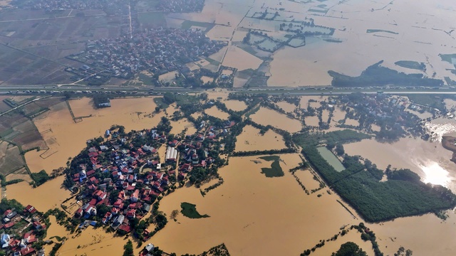 43 sự cố đê do lũ lịch sử, Bộ NN-MT yêu cầu hỏa tốc ứng phó- Ảnh 1.