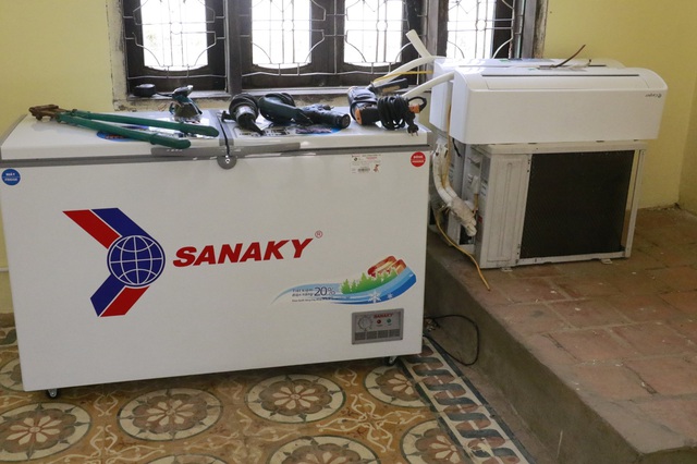 Bắt 4 nghi phạm trộm cắp tài sản của người dân chạy lũ- Ảnh 2.