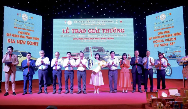 Mua yến sào, khách hàng ở Đắk Lắk trúng ô tô- Ảnh 1.