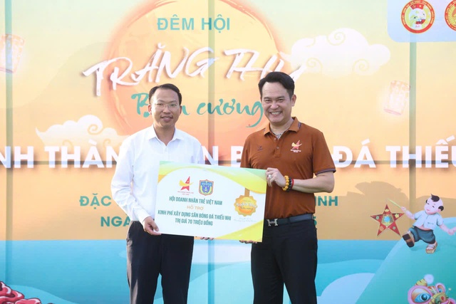 Hội Doanh nhân trẻ Việt Nam hướng về biển đảo Tổ quốc - Ảnh 1.