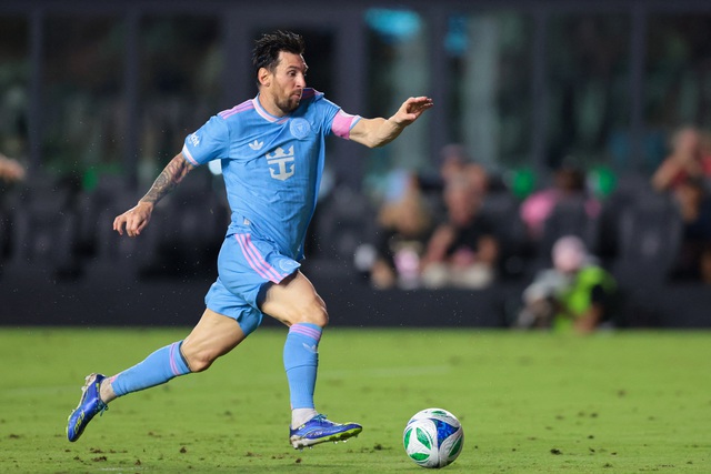 Messi bất ngờ rời đội tuyển Argentina, David Beckham nâng cấp Inter Miami- Ảnh 1. Messi bất ngờ rời đội tuyển Argentina, David Beckham nâng cấp Inter Miami- Ảnh 1.