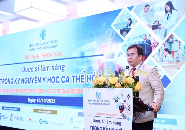 HỘI NGHỊ DƯỢC LÂM SÀNG 2025:  DƯỢC SĨ LÂM SÀNG TRONG KỶ NGUYÊN Y HỌC CÁ THỂ HÓA -  NÂNG TẦM VAI TRÒ CHUYÊN MÔN - Ảnh 1.