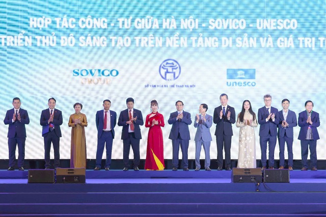 Hợp tác công - tư giữa Hà Nội - SOVICO - UNESCO trong phát triển thủ đô sáng tạo trên nền tảng di sản và giá trị truyền thống Hợp tác công - tư giữa Hà Nội - SOVICO - UNESCO trong phát triển thủ đô sáng tạo trên nền tảng di sản và giá trị truyền thống