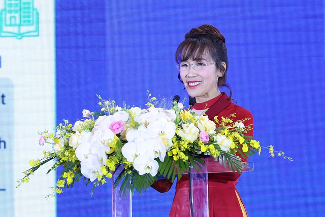 Nữ doanh nhân Nguyễn Thị Phương Thảo phát biểu tại sự kiện Nữ doanh nhân Nguyễn Thị Phương Thảo phát biểu tại sự kiện