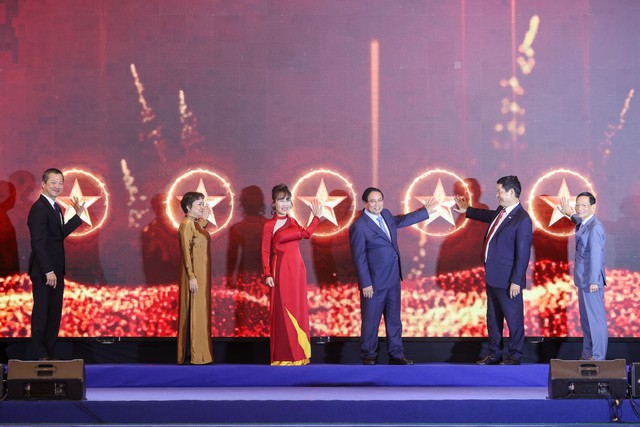 Doanh nhân Việt Nam với khát vọng đưa Việt Nam thành trung tâm đổi mới sáng tạo mới của châu Á Doanh nhân Việt Nam với khát vọng đưa Việt Nam thành trung tâm đổi mới sáng tạo mới của châu Á