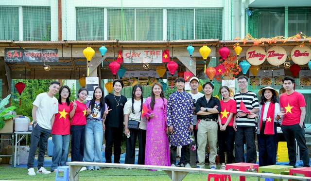 Lễ hội ẩm thực Việt Nam: Người Việt nấu phở đãi người Nhật tại Osaka - Ảnh 3.