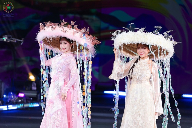 NSND Xuân Bắc, NSND Tự Long kêu gọi đấu giá ủng hộ bà con vùng lũ- Ảnh 2. NSND Xuân Bắc, NSND Tự Long kêu gọi đấu giá ủng hộ bà con vùng lũ- Ảnh 2.