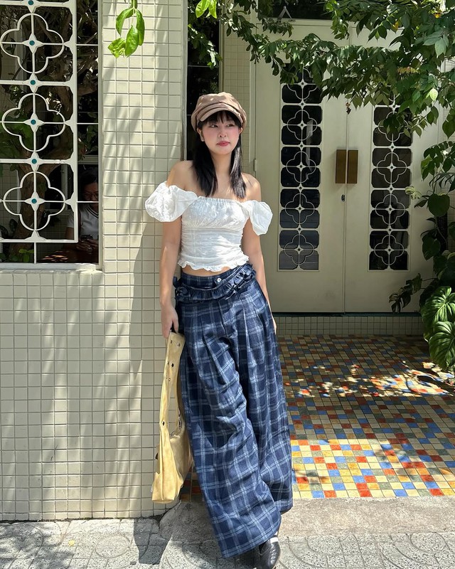 Váy, áo họa tiết ca rô giúp nàng chinh phục mọi phong cách- Ảnh 5. Váy, áo họa tiết ca rô giúp nàng chinh phục mọi phong cách- Ảnh 5.