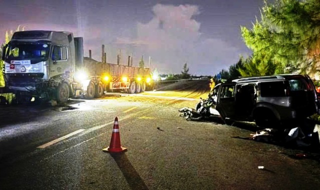 Hai giađình bị tai nạn khi đi khám bệnh: 'Mở mắt ra còn lại đống hoang tàn' - Ảnh 4.