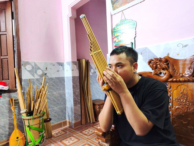 Chuyện nghệ nhân Gen Z: Giữ hồn thanh âm đại ngàn- Ảnh 4. Chuyện nghệ nhân Gen Z: Giữ hồn thanh âm đại ngàn- Ảnh 4.