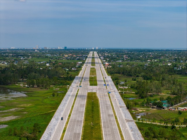 Diện mạo mới của cực tăng trưởng phát triển bậc nhất Bắc Trung bộ- Ảnh 5.