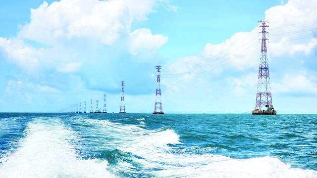 Điện lực miền Nam - EVNSPC: Viết tiếp những ‘thiên anh hùng ca’- Ảnh 4.