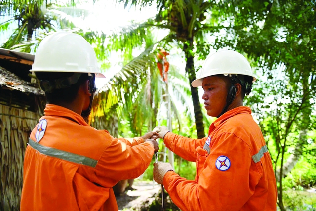 Điện lực miền Nam - EVNSPC: Viết tiếp những ‘thiên anh hùng ca’- Ảnh 6.