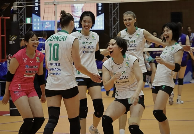 B&oacute;ng chuyền: Trần Thị Thanh Th&uacute;y tiếp tục tỏa s&aacute;ng ở Nhật Bản, nhưng...- Ảnh 1.