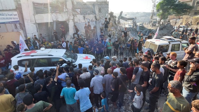 Hamas bắt đầu thả các con tin Israel khi ông Trump công du Israel - Ảnh 1.