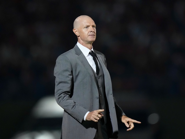 HLV Matt Ross n&oacute;i cứng: &lsquo;Việt Nam chịu sức &eacute;p n&ecirc;n sẽ bị chia điểm, c&agrave;ng mưa Nepal c&agrave;ng th&iacute;ch&rsquo;- Ảnh 2.