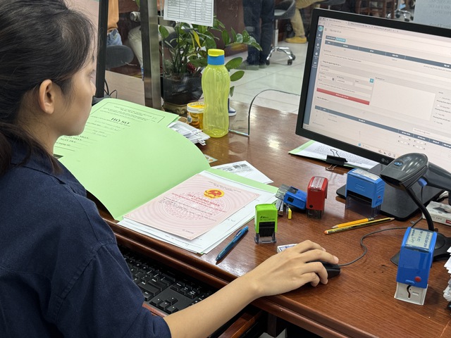 Kiến nghị giữ nguyên mô hình chi nhánh văn phòng đăng ký đất đai   - Ảnh 1.