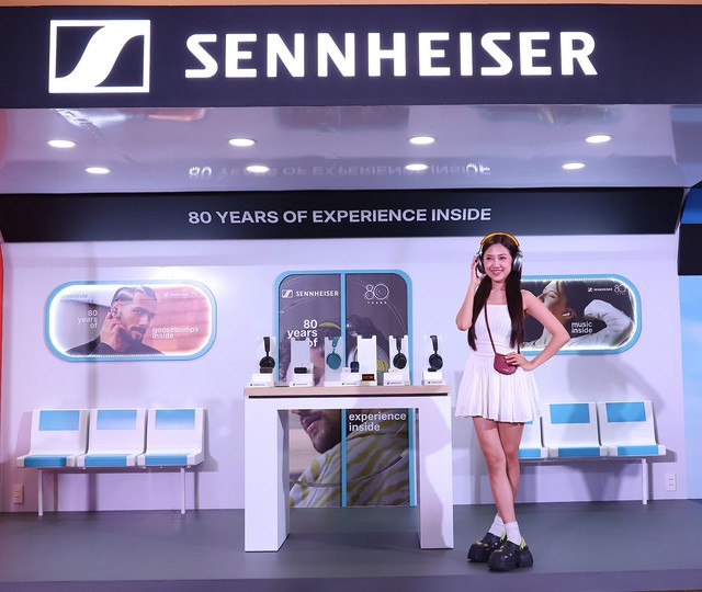 Sennheiser cùng PGI trình làng MOMENTUM 4 phiên bản giới hạn 80 năm- Ảnh 2. Sennheiser cùng PGI trình làng MOMENTUM 4 phiên bản giới hạn 80 năm- Ảnh 2.