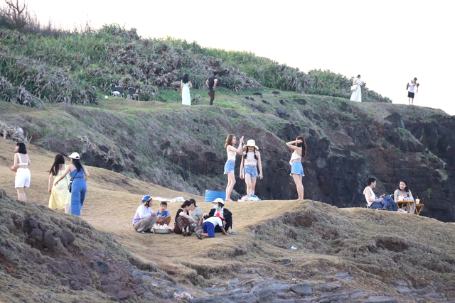 Đặc khu Phú Quý: Từ hậu cứ Trường Sa đến khát vọng làm giàu giữa trùng khơi - Ảnh 4.