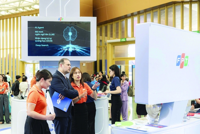 CEO FPT: Hãy triển khai AI một cách có trách nhiệm và nhân văn - Ảnh 2.