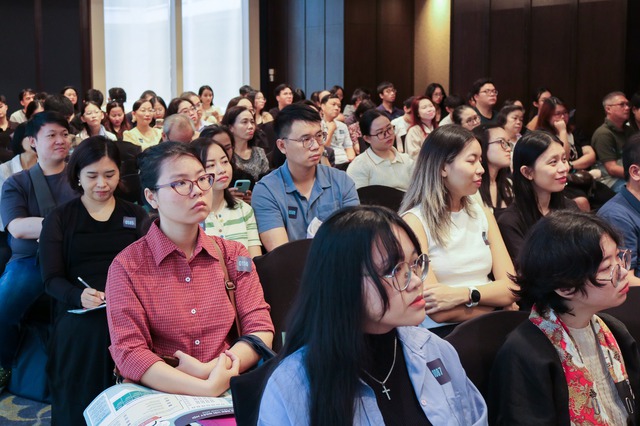 Thi tiếng Anh quốc tế, gặp câu hỏi càng khó điểm sẽ càng cao? - Ảnh 3.