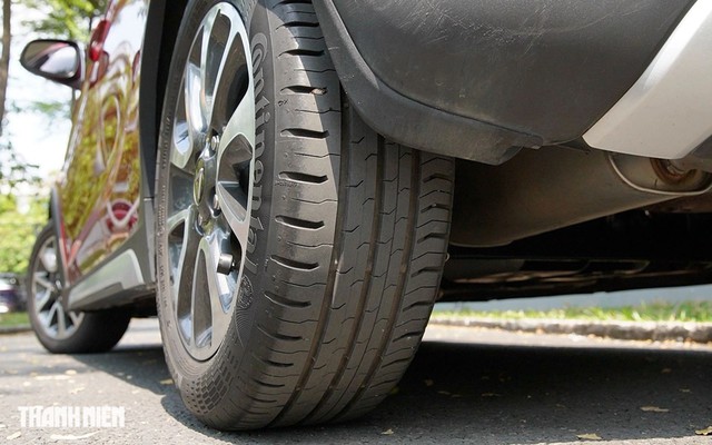 &Ocirc; t&ocirc; hỏng một lốp, c&oacute; phải thay tất cả lốp c&ograve;n lại? - Ảnh 1.