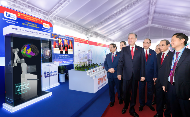 Dấu ấn c&ocirc;ng nghệ y tế T&acirc;m Anh-VNVC tại triển l&atilde;m &lsquo;C&ocirc;ng nghệ chiến lược&rsquo; quốc gia - Ảnh 1.