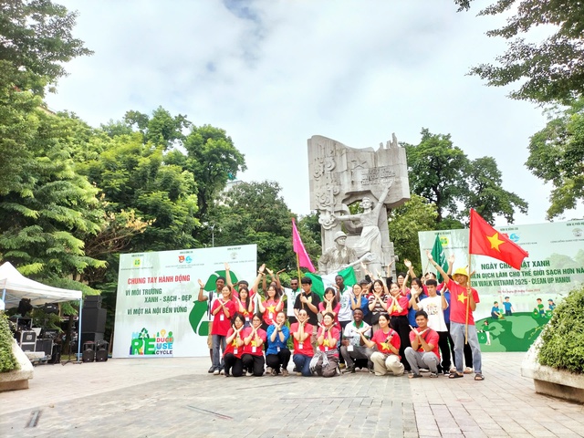 Lâu đài rác - Ảnh 3.