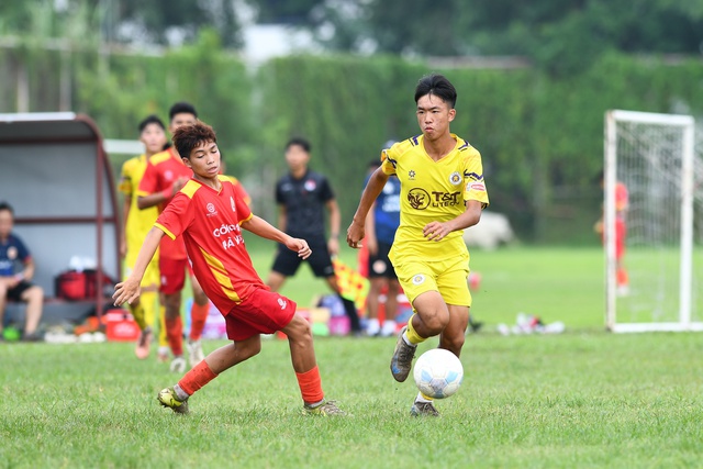 Lần đầu ti&ecirc;n b&oacute;ng đ&aacute; trẻ Việt Nam c&oacute; giải 'mini V-League'- Ảnh 1.