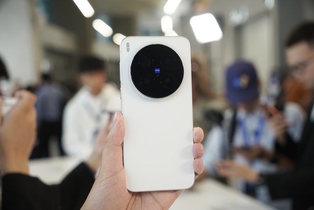 vivo X300 Series ra mắt: đưa nhiếp ảnh di động lên tầm chuyên nghiệp- Ảnh 2.