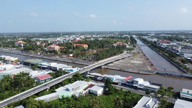Đột phá hạ tầng, Cà Mau khẳng định vị thế cực tăng trưởng- Ảnh 1. Đột phá hạ tầng, Cà Mau khẳng định vị thế cực tăng trưởng- Ảnh 1.